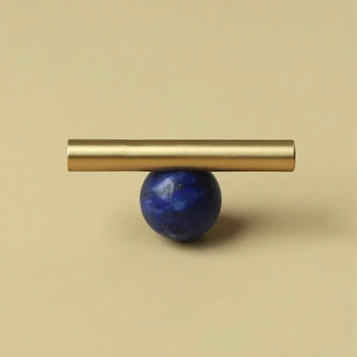 Clio Blue - Brushed brass with blue stone