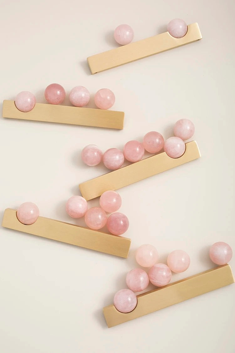 Luca - Brushed brass with round stone