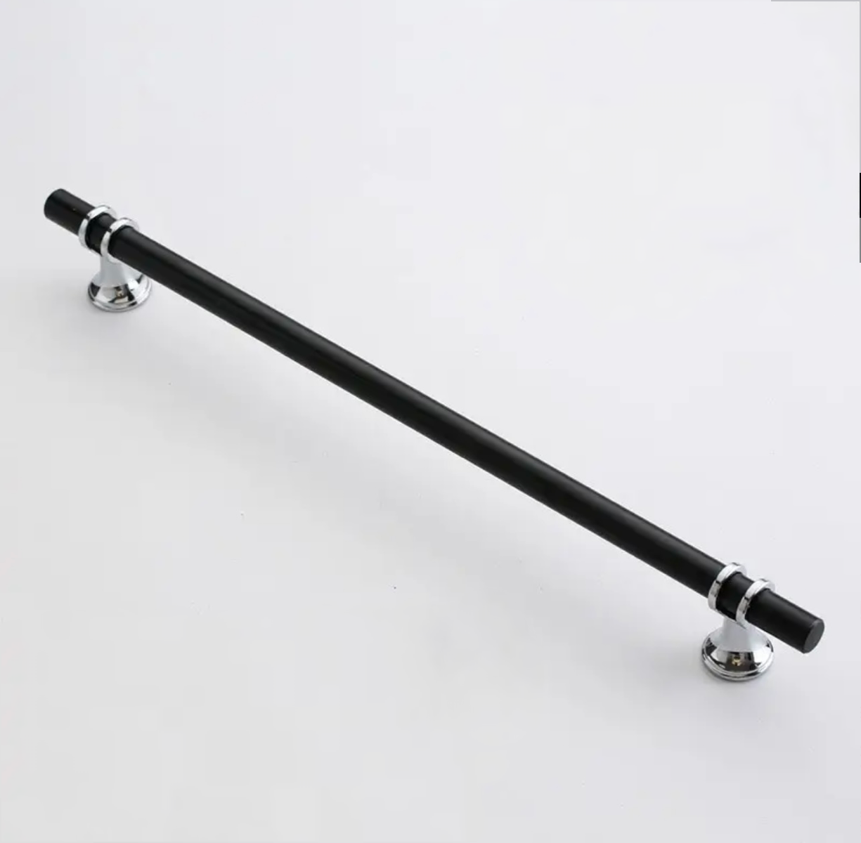 Remi - Black / Silver