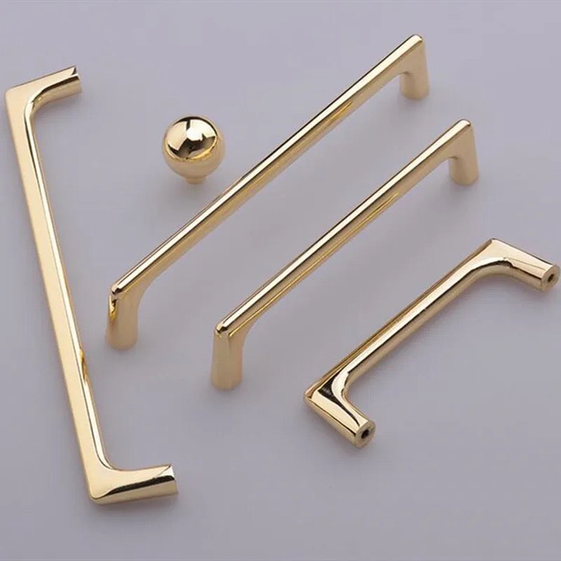 Gigi - Gold with rounded shapes