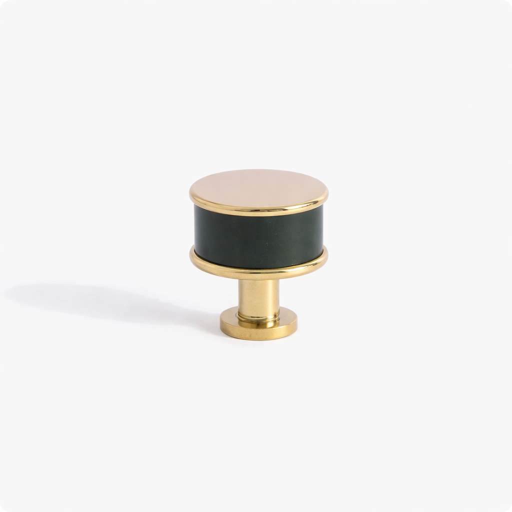 Tuva - Mässing och läder - Pine Green