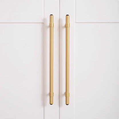 Emy - Mässing och Obsidian sten