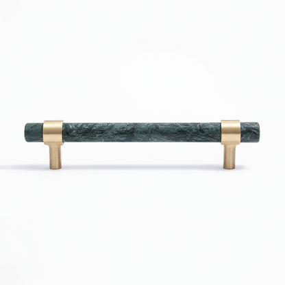 Kia - Grön marmor och borstad mässing
