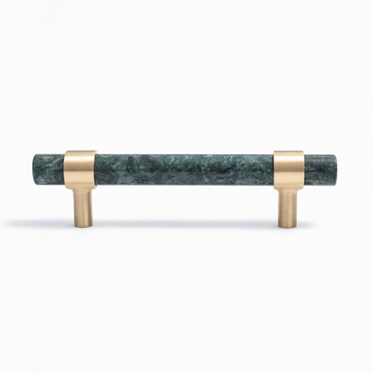 Kia - Grön marmor och borstad mässing
