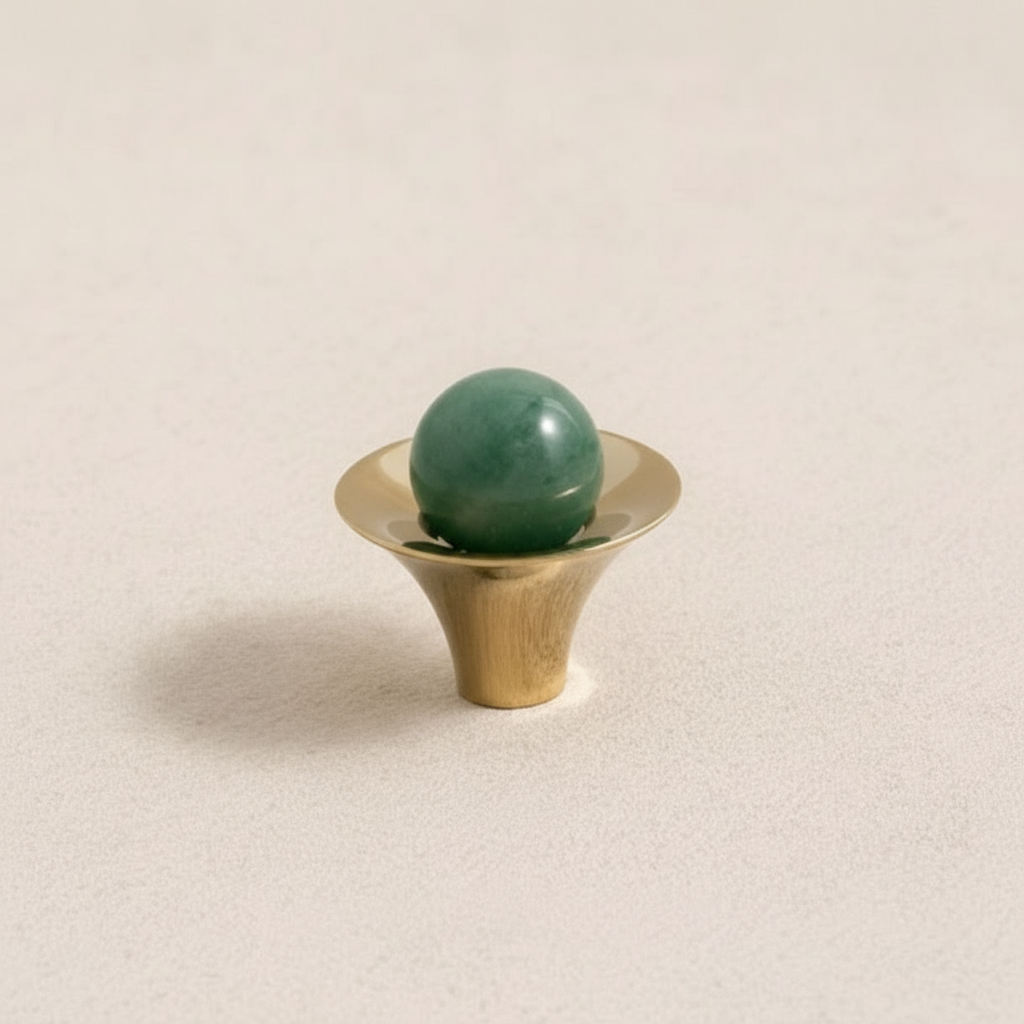 Orin - Knopp i mässing med äkta kristall