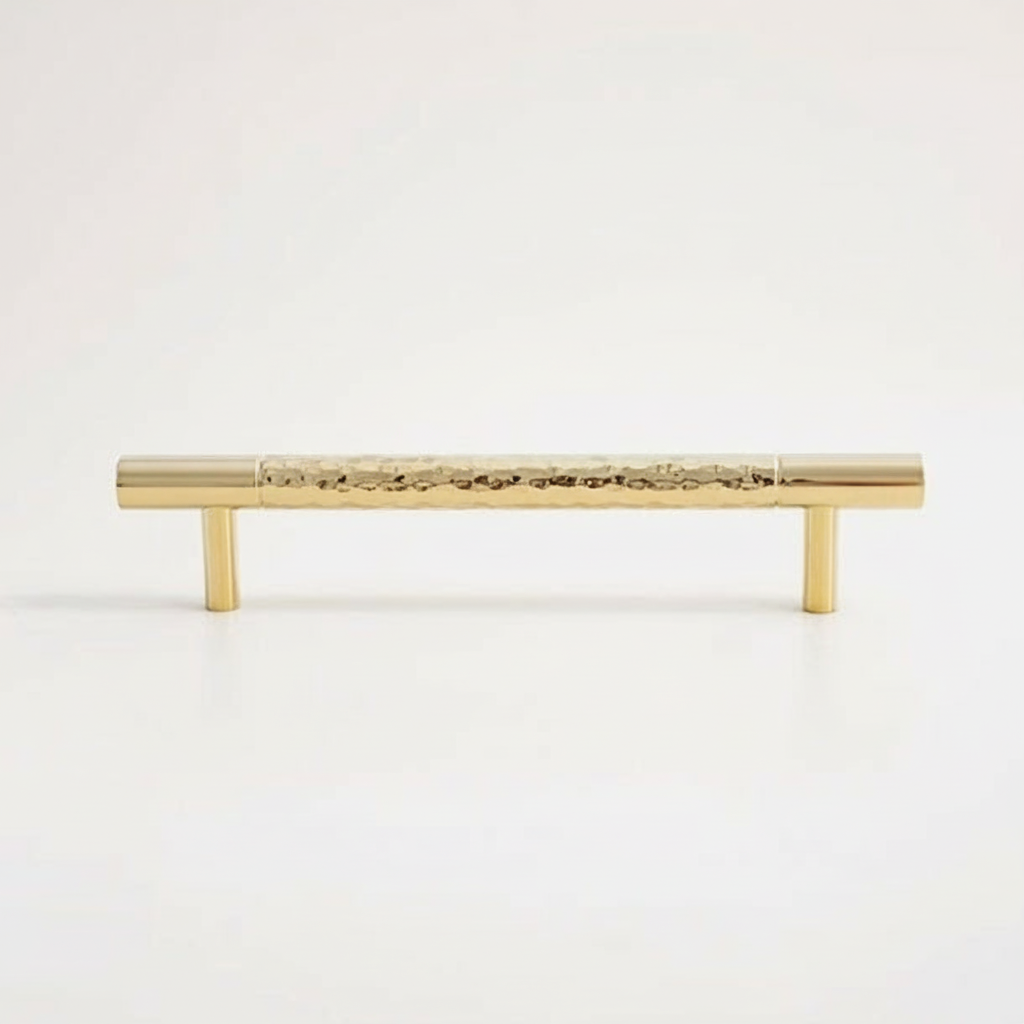 Saya - Hamrad polerad mässing